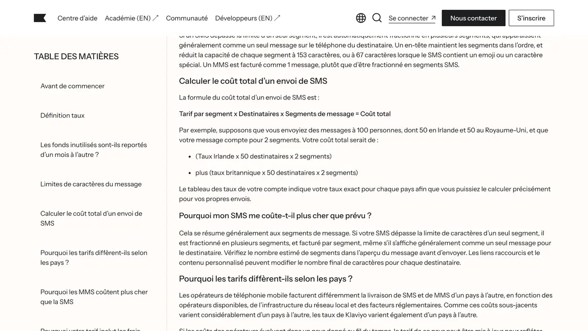 Le centre d'aide Klaviyo en français, section du calcul du coût total d'un envoi de SMS : tarif par segment, destinataires et segments du message