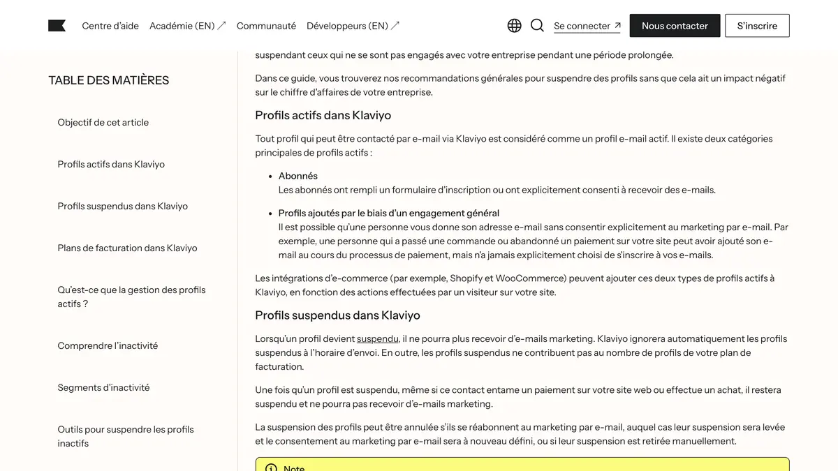 L'article du centre d'aide Klaviyo en français sur la gestion des profils actifs, avec la définition des abonnés et des profils ajoutés par engagement