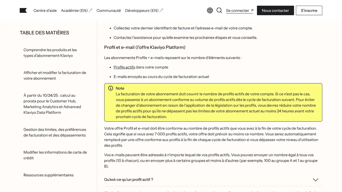 L'article du centre d'aide Klaviyo en français sur la facturation, à la section Profil et e-mail qui définit le profil actif